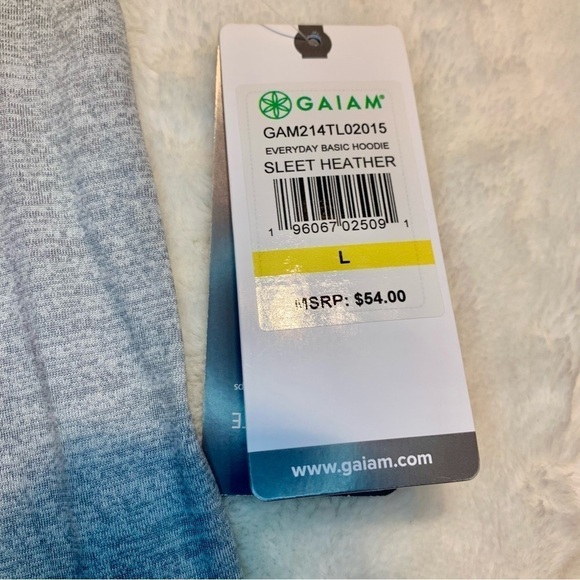 NWT Gaiam Hooded Top Large Grey Long Sleeved Hoodie Athletic Fitness Slim Fit - Picture 13 of 15